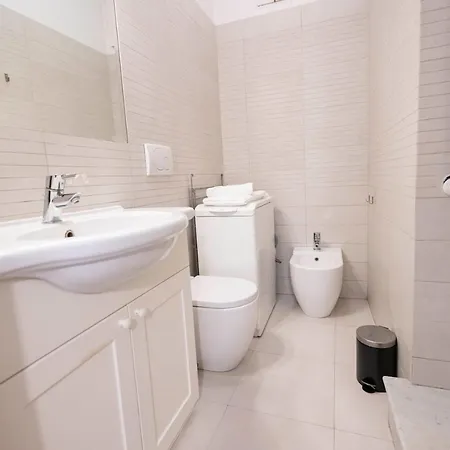 Ibernesi 23 - Fori Imperiali