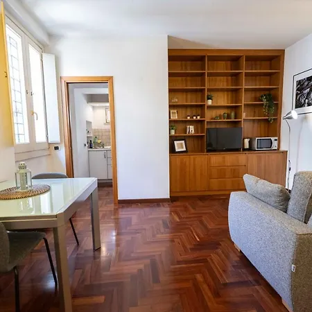 Ibernesi 23 - Fori Imperiali Apartman Róma