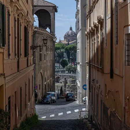Ibernesi 23 - Fori Imperiali